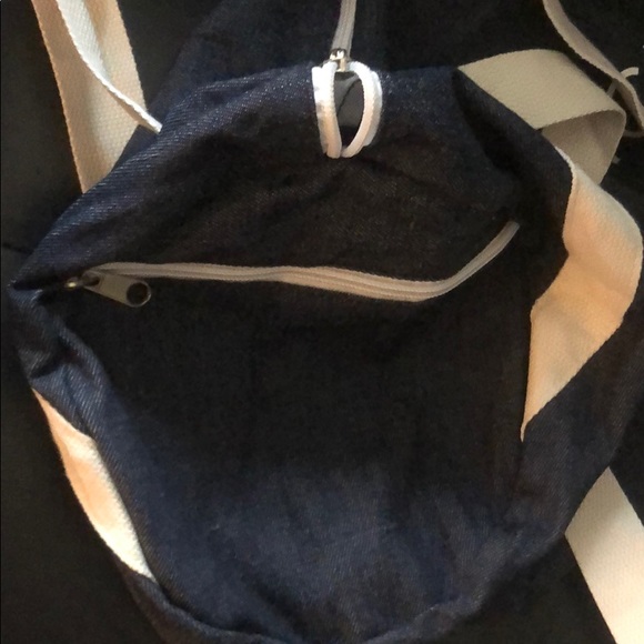 Gym duffel bag - Picture 2 of 3